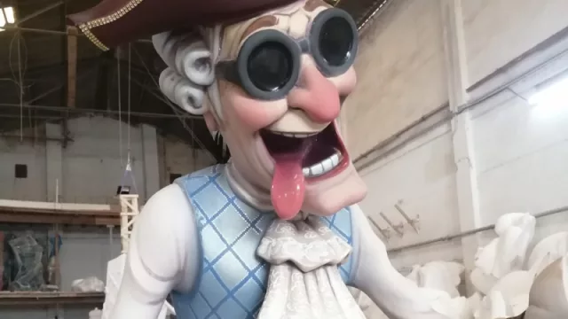 La Falla Periodista Gil Sumbiela – Azucena dedica su monumento 2023 a la depresión (para dar visibilidad a la salud mental)