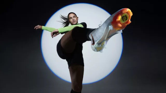 Nike anuncia que en junio lanza Phantom Luna, la bota de fútbol para mujer más innovadora de su historia