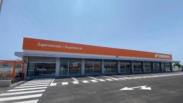 Consum crece con nuevos supermercados en Moncofa en Castellón (su nueva sucursal abre hoy sus puertas)