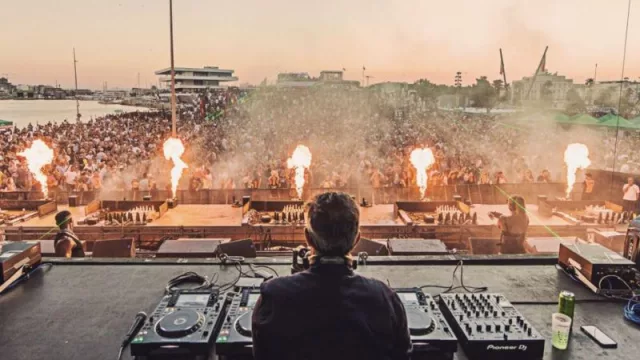 Valencia volverá a bailar a ritmo de la música de los 90s (con la celebración del Homenaje a la Ruta 90s & 2mil)