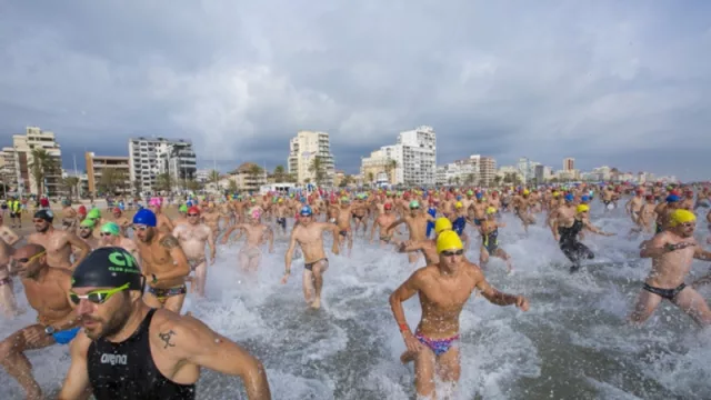 Se esperan 300 nadadores y nadadoras de todo el ámbito nacional para la Travesía al Puerto y la Volta a la Escollera Norte (el próximo 15 de agosto)