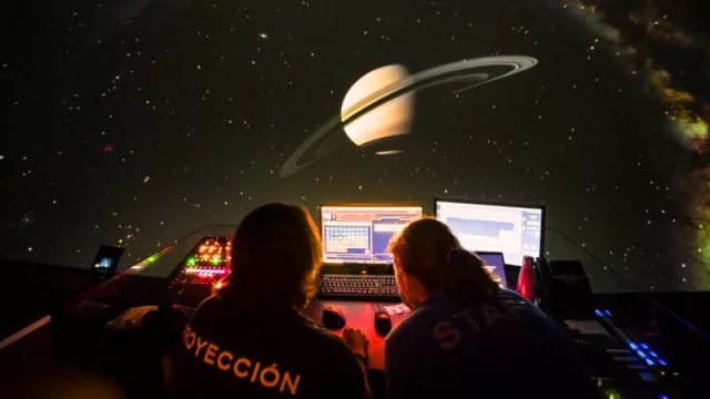 El Hemisfèric de la Ciutat de les Arts i les Ciències celebra sesiones del planetario ‘Las Nocturnas de verano’