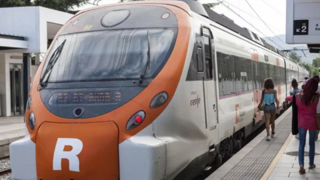 Renfe emitió 2,33 millones de abonos gratuitos de Cercanías, Rodalies y Media Distancia en el segundo cuatrimestre