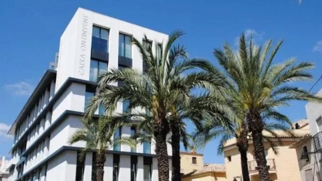 Caixa Ontinyent inicia su 140 aniversario activando su plan de expansión (tiene previsto abrir oficinas en Alicante y Paterna en los próximos meses)