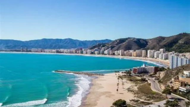 Cullera y Benicasim, entre los 5 destinos tendencia nacionales para 2024 (según los españoles)