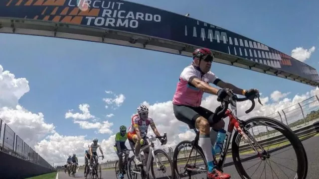 El Circuit Ricardo Tormo celebra este domingo la XIX edición del Duatlón con 500 inscritos