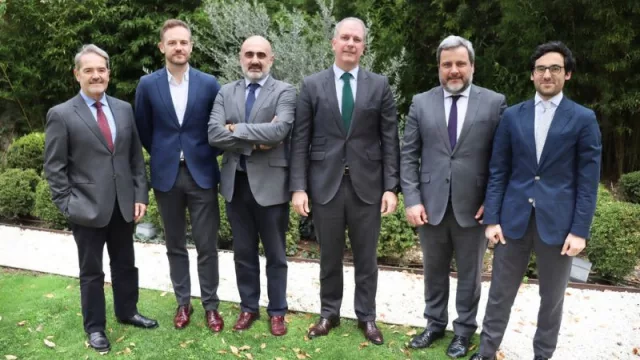 Ceca Magán Abogados y Grant Thornton firman un acuerdo para prestar servicios de Activos Digitales y Web3