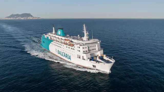 Baleària programa 27 conexiones diarias con diez buques en las rutas de la Operación Paso del Estrecho 2024