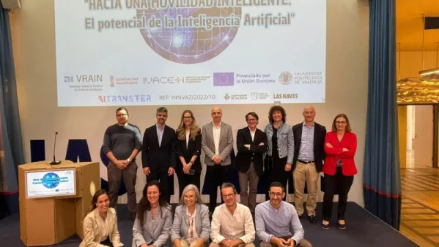VRAIN de la UPV y el Clúster de automoción y movilidad de la Comunitat analizan las herramientas de IA aplicadas a la industria
