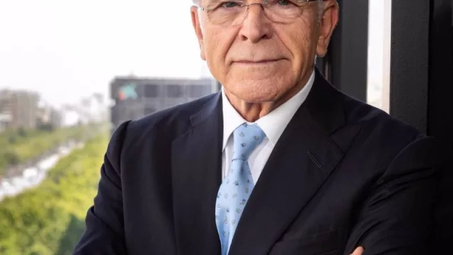 Fundación 'La Caixa', El Corte Inglés y Caixabank, las empresas que más contribuyen al PIB de España