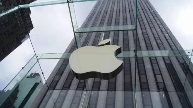 El histórico Luca Maestri dejará la dirección financiera de Apple en enero de 2025