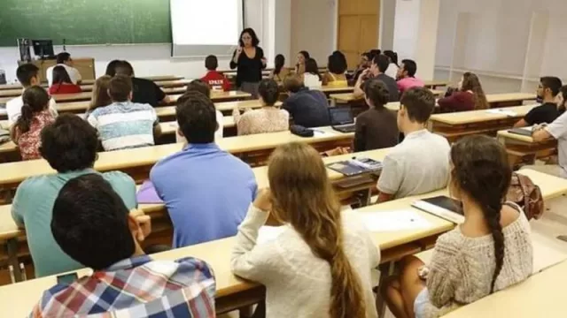Educación destina más de un 1,5 millones de euros para promocionar la excelencia de estudiantes de grado universitario y enseñanzas artísticas superiores