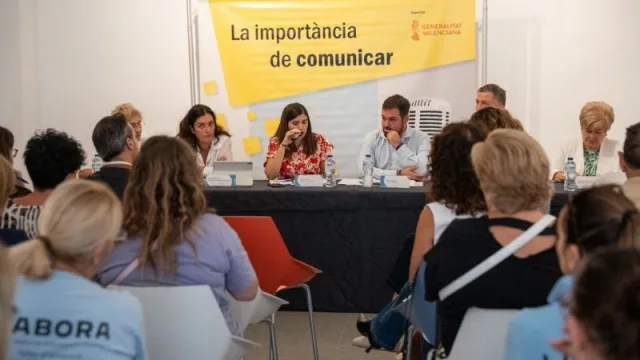 Rafelbunyol acoge un foro para hablar sobre la soledad no deseada