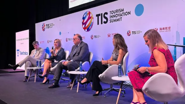 Nuria Montes asegura que esta legislatura marcará la revolución de la Inteligencia Artificial en el turismo