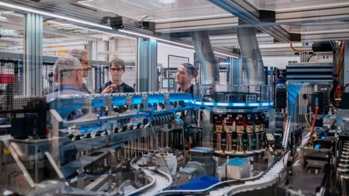 Siemens y Microsoft unen fuerzas para acelerar la automatización ...