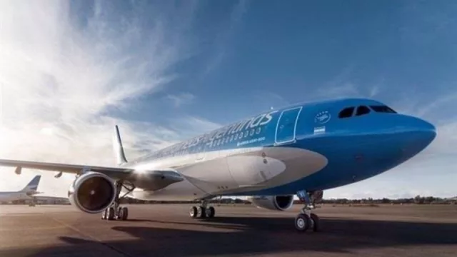 Aerolíneas Argentinas llega a un acuerdo con los sindicatos para aplicar un incremento salarial del 16%