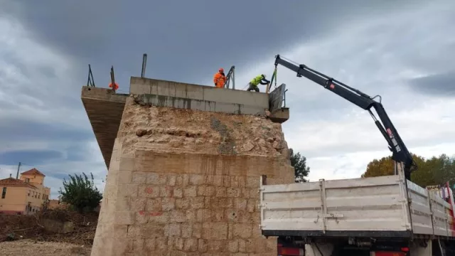 La Generalitat adecúa el puente de la CV-50 para la instalación de la estructura provisional de la UME y recuperar la conectividad de Cheste con la A3