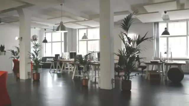 El Consell declara de emergencia la contratación del suministro de equipamiento de ordenadores para personal público como consecuencia de la dana