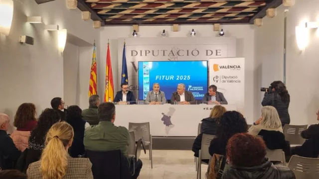 El Consell y la Diputació de València presentan el estand de Fitur a los municipios, que tendrán más recursos que nunca para promocionar su oferta