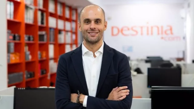 Destinia demanda a Booking por uso indebido de su marca en 20 países