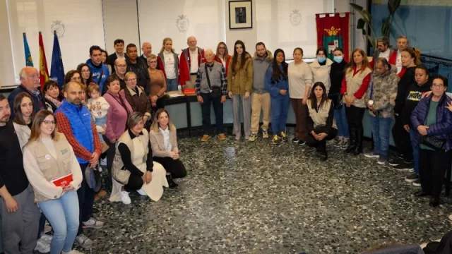 La infanta Doña Elena y Fundación Mapfre visitan Valencia para conocer de cerca los proyectos sociales en los que trabaja tras la Dana