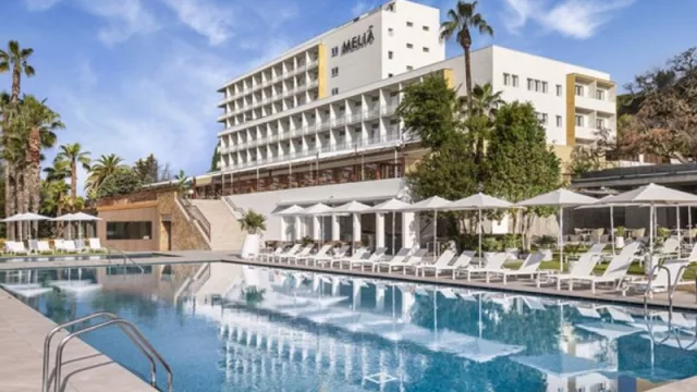 Meliá gana 140,6 millones en 2024, un 20% más, con unos ingresos que superaron los 2.000 millones