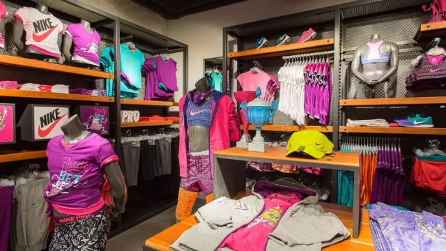 Los 'seniors' gastaron un 14% más que la media de los consumidores en 2024, según el Observatorio Cetelem