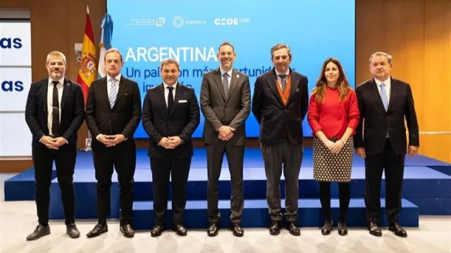 Argentina presentó su estrategia para atraer inversiones ante más de 150 empresarios