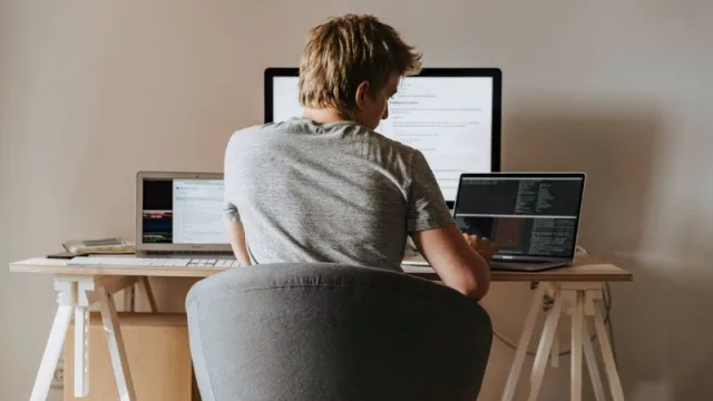 El 40% de los trabajadores en plataformas digitales en América Latina están excluidos de seguridad social