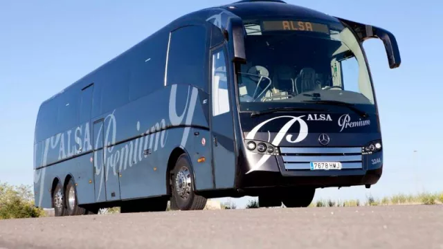 El transporte por carretera aporta 16.522 millones a la economía española, 7 veces más que el aéreo