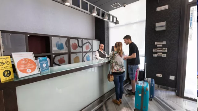 Los hoteles de la Comunitat Valenciana registran récord en junio con 3,2 millones de pernoctaciones, un 2,9 % más que en 2024