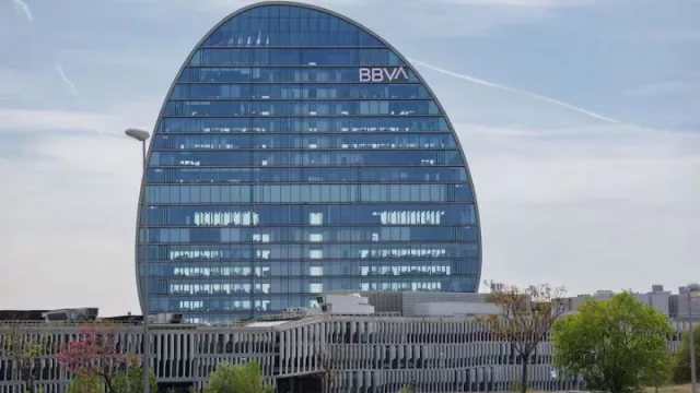 BBVA decide seguir adelante con la OPA sobre Banco Sabadell