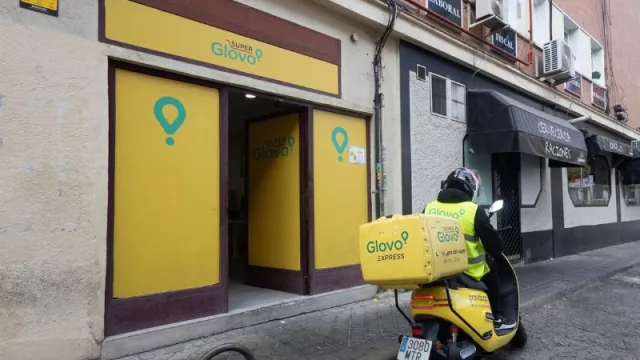Delivery Hero, dueña de Glovo, facturó 7.185,8 millones hasta junio, un 18,9% más, pero rebaja previsiones