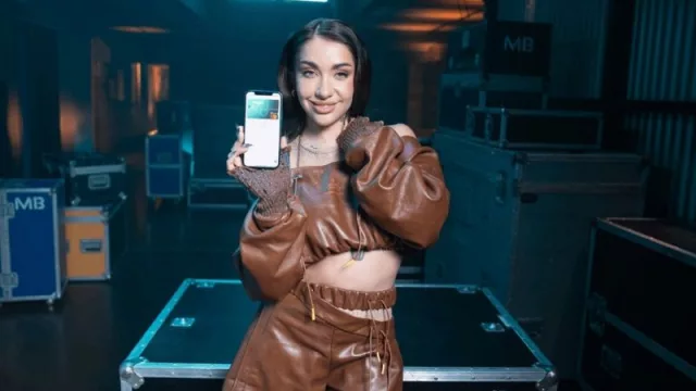 La cantante argentina María Becerra, nueva embajadora de la tarjeta para viajar de Imagin