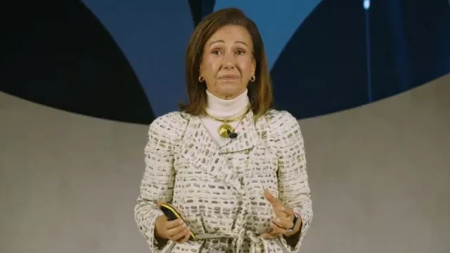 Santander estudia vender por completo su participación en su filial de Polonia