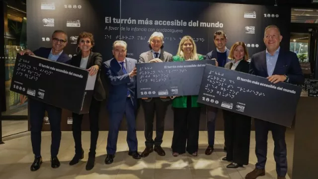Fundación Solidaridad Carrefour, 1880 y Fundación ONCE para la Atención a Personas con Sordoceguera presentan "El Turrón Más Accesible Del Mundo"