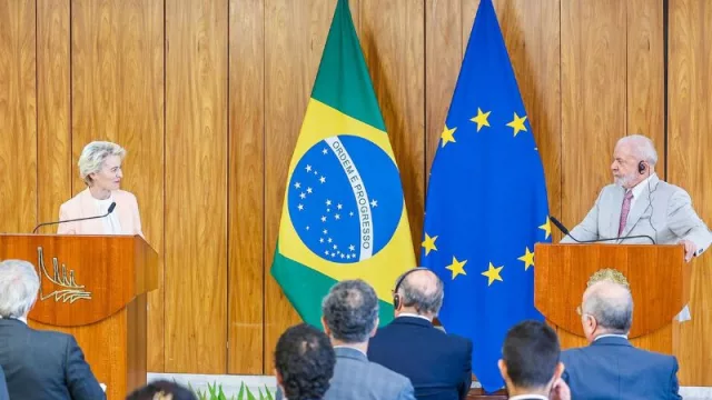 Bruselas espera luz verde "cuanto antes" de los 27 para firmar el acuerdo con Mercosur a "comienzos de enero"