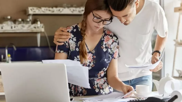 El 56% de los hogares en las grandes ciudades llega a fin de mes con dificultad