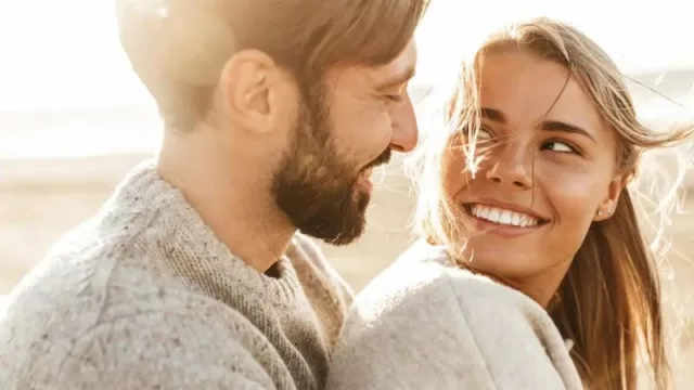 Sentir atracción por otras personas ¿significa ser infiel?