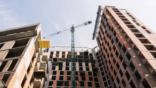 Reloj de arena en la construcción: el 90% del sector tiene más de 30 años (y el 22% se jubilará en 10 años)