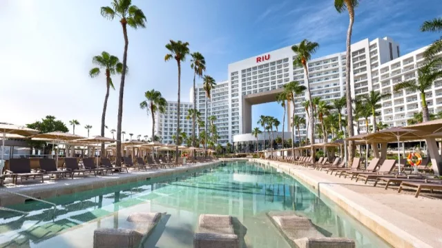 RIU reinventa el icónico Riu Palace Peninsula de Cancún con una profunda reforma