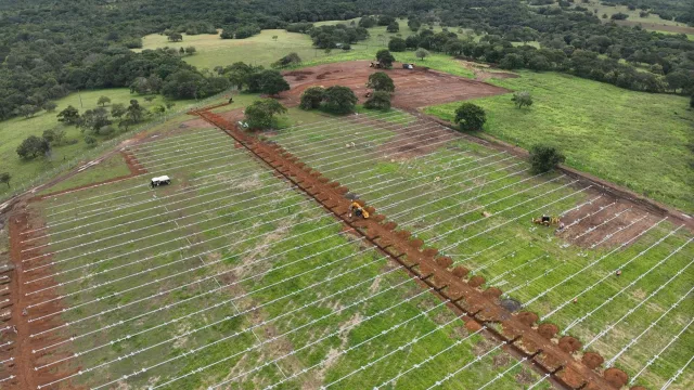 Telefónica digitalizará los proyectos energéticos de Negratín con tres pruebas piloto en Colombia