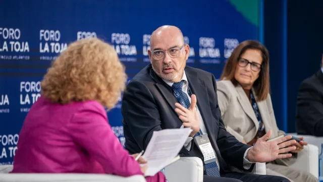 Emilio Gayo destaca fortaleza de redes españolas como base para afrontar la revolución tecnológica y reforzar soberanía