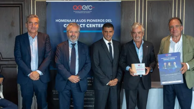 José María Pacheco, fundador de Konecta, reconocido por la AEERC por su trayectoria y contribución  del sector de CX
